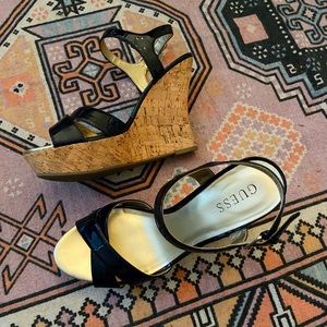 🔥 GUESS wedges! Great condition.. size 9.5